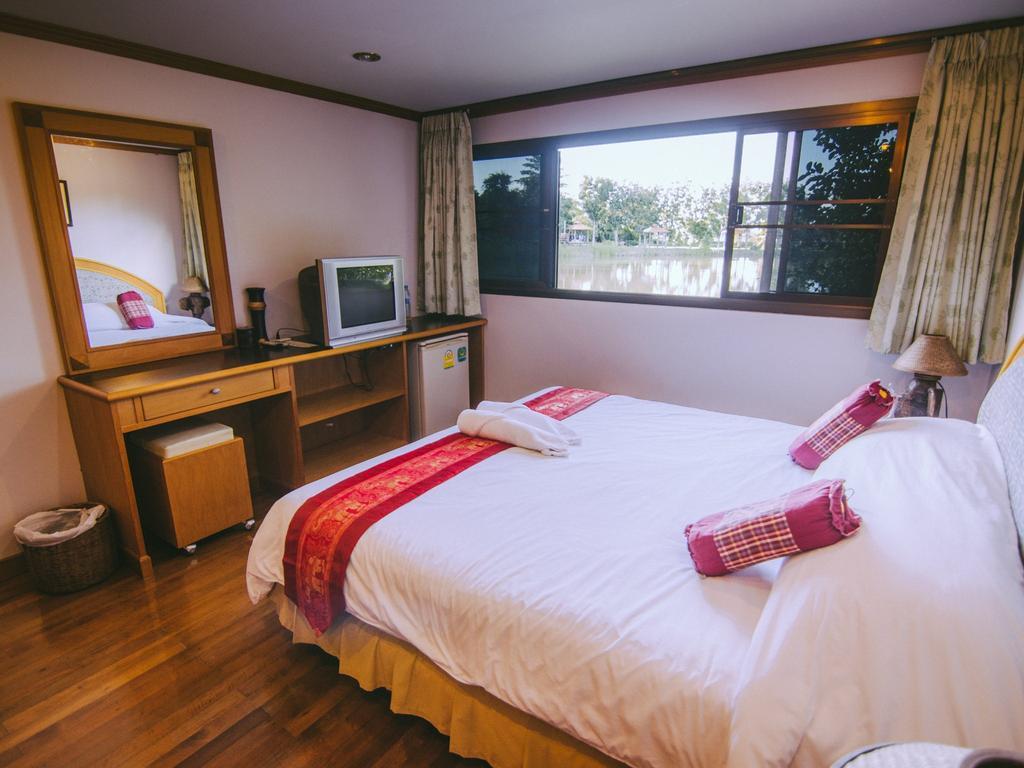 Tanita Lagoon Resort Udon Thani Quarto foto