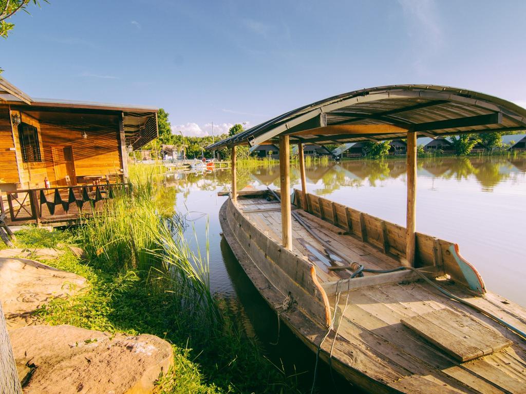 Tanita Lagoon Resort Udon Thani Exterior foto