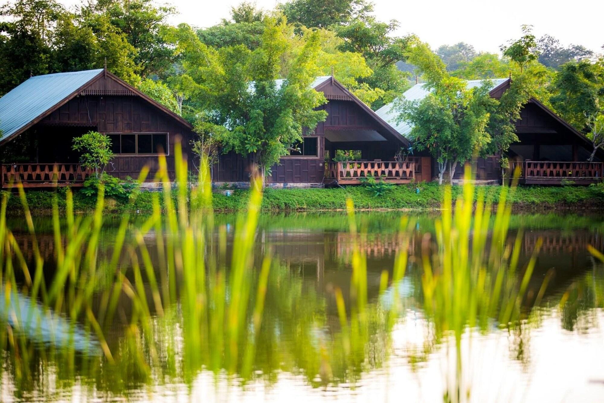 Tanita Lagoon Resort Udon Thani Exterior foto